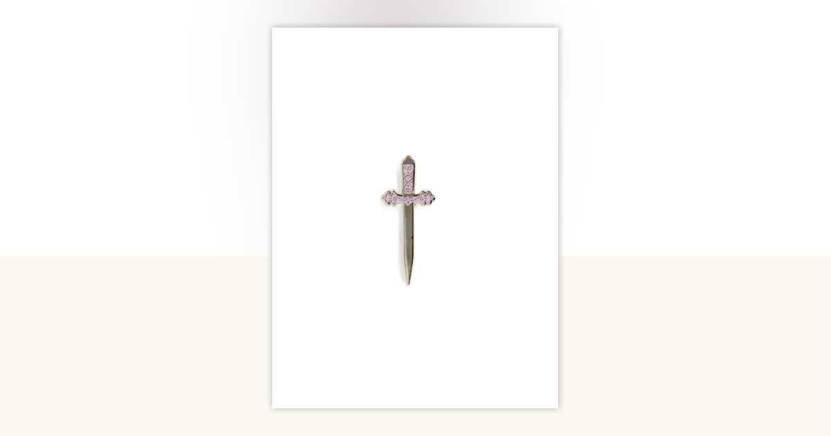 Portada de Lauren Roberts's Powerless Dagger Pin